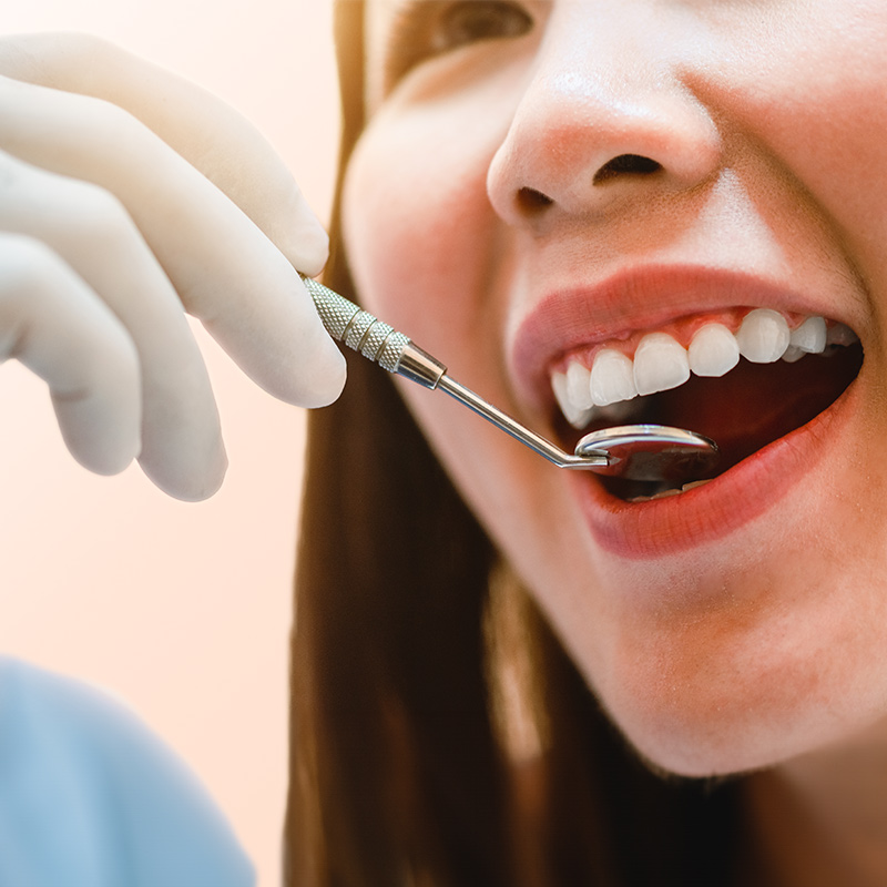 Hướng Dẫn Chăm Sóc Sau Nhổ Răng Để Vết Thương Mau Lành